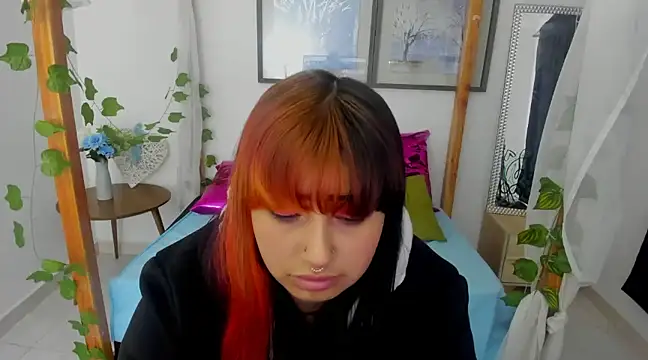 lussyevans24 online show from 01.30.25