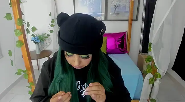 lussyevans24 online show from 02.01.25