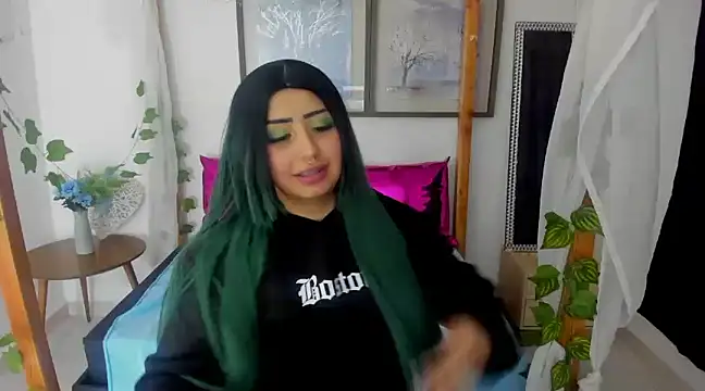 lussyevans24 online show from 02.01.25