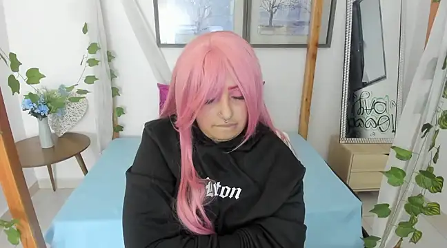 lussyevans24 online show from 02.11.25