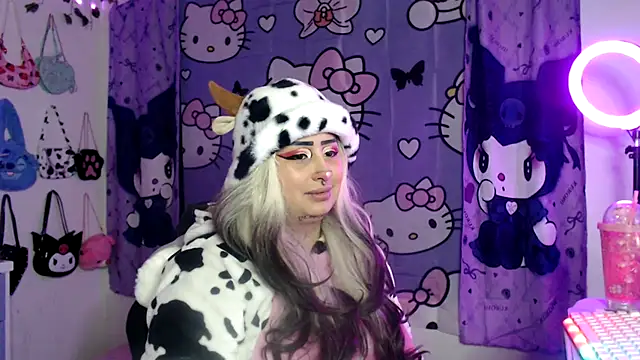 lussyevans24 online show from 09.15.25