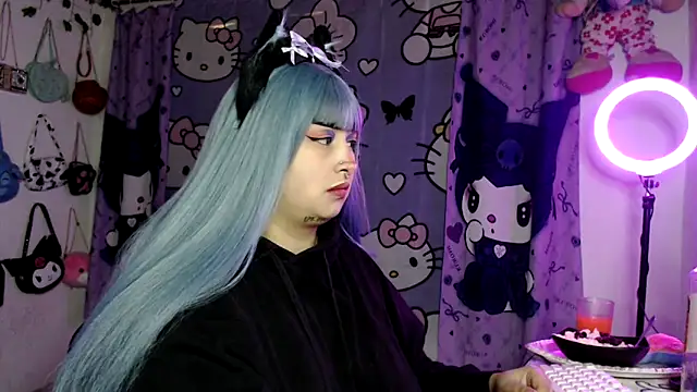 lussyevans24 online show from 02.02.26