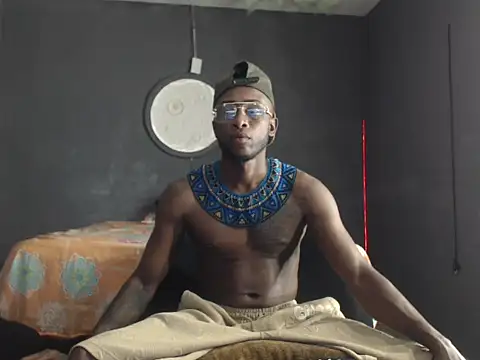 Ostinsanto online show from 11.29.25