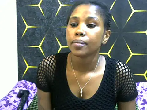 miss lyne001 online show from 02.28.25