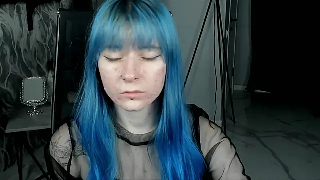 Snapshot of LexiWenford chatting on 09.22.25 LexiWenford online show from 09.22.25