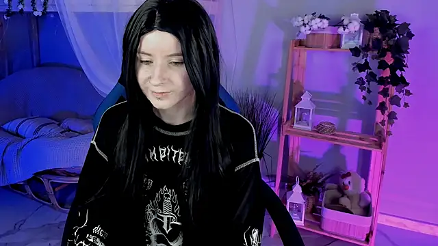 Snapshot of LexiWenford chatting on 09.25.25 LexiWenford online show from 09.25.25