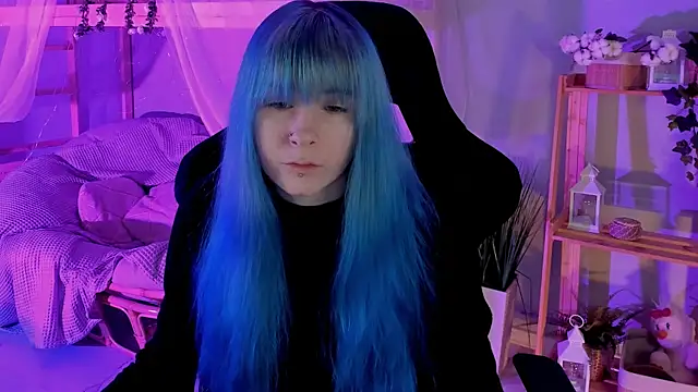 Snapshot of LexiWenford chatting on 09.29.25 LexiWenford online show from 09.29.25