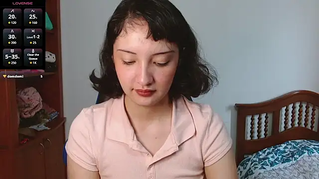 Snapshot of alexaa08 chatting on 10.28.25 alexaa08 online show from 10.28.25