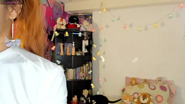 kittyzenn online show from 10.13.25