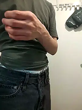 Dennis 2024 online show from 04.15.26