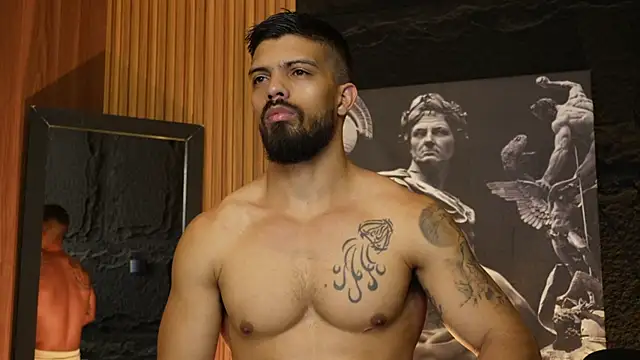 Snapshot of DannSaenz chatting on 09.17.25 DannSaenz online show from 09.17.25