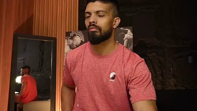 Snapshot of DannSaenz chatting on 09.27.25 DannSaenz online show from 09.27.25