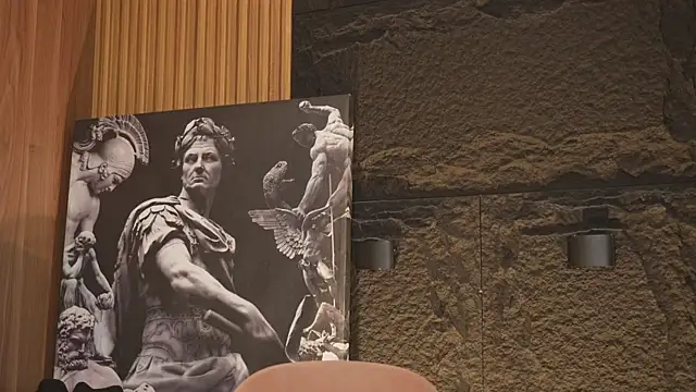 Snapshot of DannSaenz chatting on 10.01.25 DannSaenz online show from 10.01.25