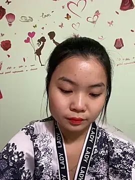 Snapshot of Maeve2k5 chatting on 12.22.24 Maeve2k5 online show from 12.22.24