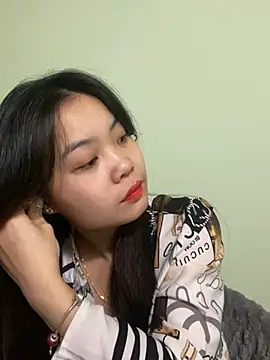 Snapshot of Maeve2k5 chatting on 01.06.25 Maeve2k5 online show from 01.06.25