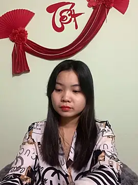 Snapshot of Maeve2k5 chatting on 01.10.25 Maeve2k5 online show from 01.10.25