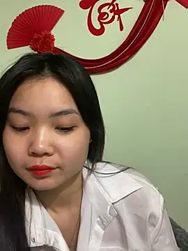 Snapshot of Maeve2k5 chatting on 01.18.25 Maeve2k5 online show from 01.18.25