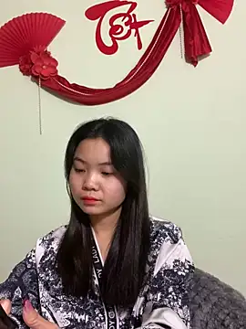 Snapshot of Maeve2k5 chatting on 01.20.25 Maeve2k5 online show from 01.20.25