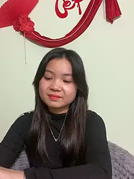 Snapshot of Maeve2k5 chatting on 01.24.25 Maeve2k5 online show from 01.24.25