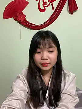 Snapshot of Maeve2k5 chatting on 02.20.25 Maeve2k5 online show from 02.20.25