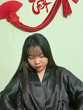 Snapshot of Maeve2k5 chatting on 03.02.25 Maeve2k5 online show from 03.02.25