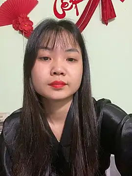 Snapshot of Maeve2k5 chatting on 03.16.25 Maeve2k5 online show from 03.16.25