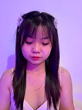 Snapshot of Maeve2k5 chatting on 09.15.25 Maeve2k5 online show from 09.15.25