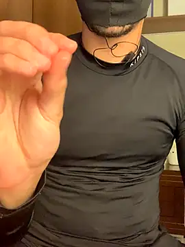 Snapshot of Eggsyapel chatting on 10.28.25 Eggsyapel online show from 10.28.25