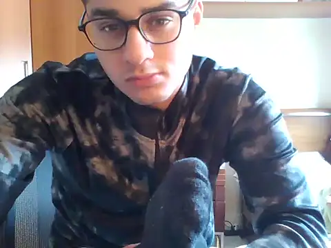 Snapshot of Eggsyapel chatting on 11.10.25 Eggsyapel online show from 11.10.25