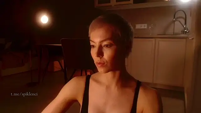 spiklencii online show from 10.17.25