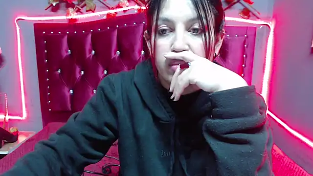 Melani cute02 online show from 01.25.25