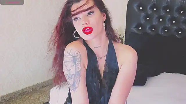 Allisonn223 online show from 04.16.26