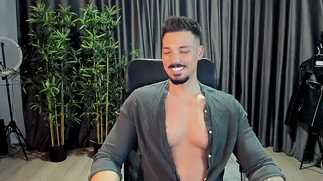 HaydenSpearss online show from 12.07.24