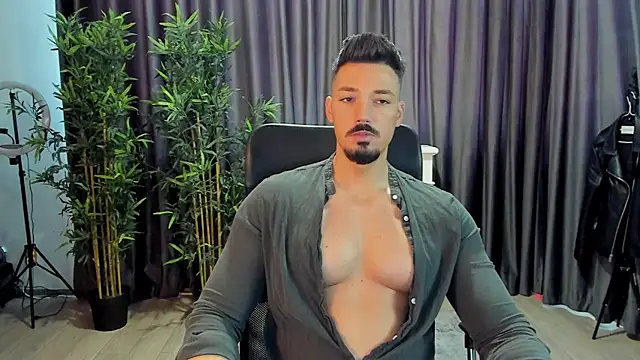 HaydenSpearss online show from 02.22.25