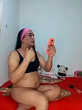 Natasha Hart online show from 12.22.25