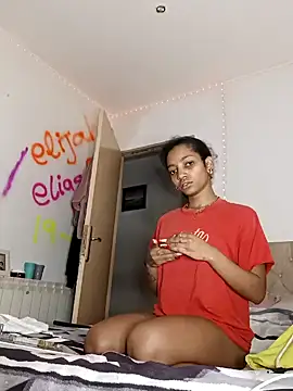 Laanegraofficial  online show from 12.06.24