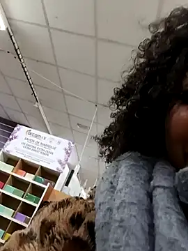 Laanegraofficial  online show from 01.02.25