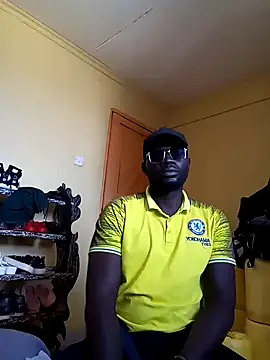 Snapshot of ClinDi chatting on 01.10.25 ClinDi online show from 01.10.25