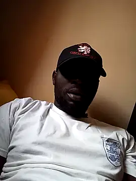 Snapshot of ClinDi chatting on 03.12.25 ClinDi online show from 03.12.25