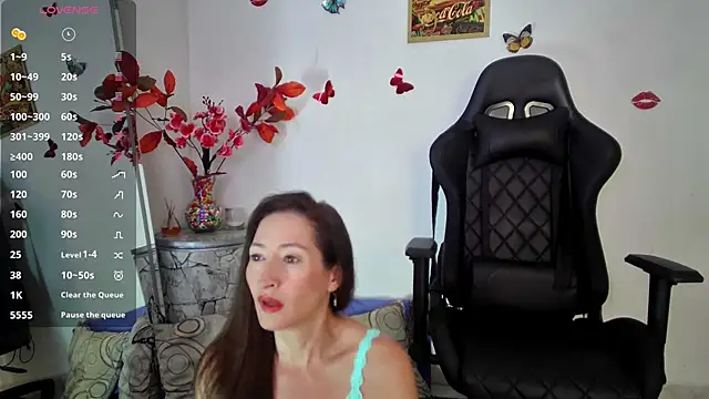 Snapshot of avatomas_02 chatting on 01.16.25 avatomas 02 online show from 01.16.25