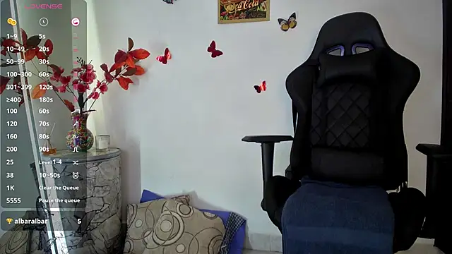 Snapshot of avatomas_02 chatting on 01.17.25 avatomas 02 online show from 01.17.25