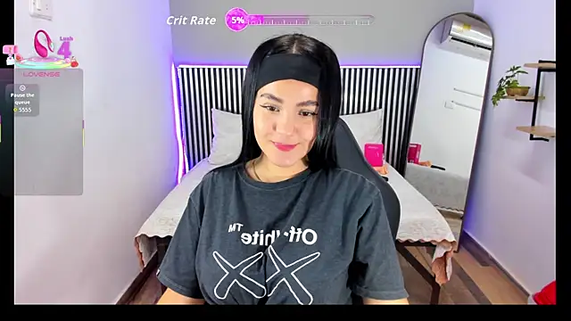 Hanah Greey online show from 09.25.25