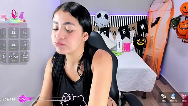 Hanah Greey online show from 10.23.25