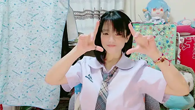 Snapshot of renapiyon8182 chatting on 01.25.25 renapiyon8182 online show from 01.25.25