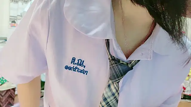 Snapshot of renapiyon8182 chatting on 02.07.25 renapiyon8182 online show from 02.07.25