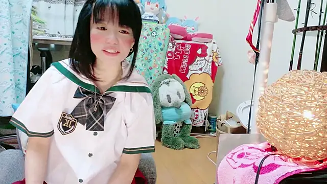 Snapshot of renapiyon8182 chatting on 02.28.25 renapiyon8182 online show from 02.28.25