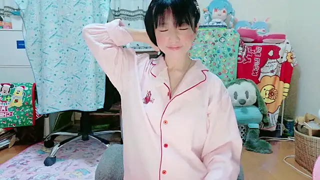 Snapshot of renapiyon8182 chatting on 03.10.25 renapiyon8182 online show from 03.10.25