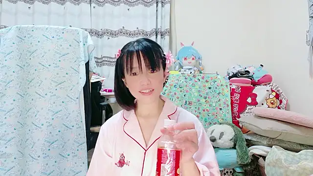 Snapshot of renapiyon8182 chatting on 09.20.25 renapiyon8182 online show from 09.20.25