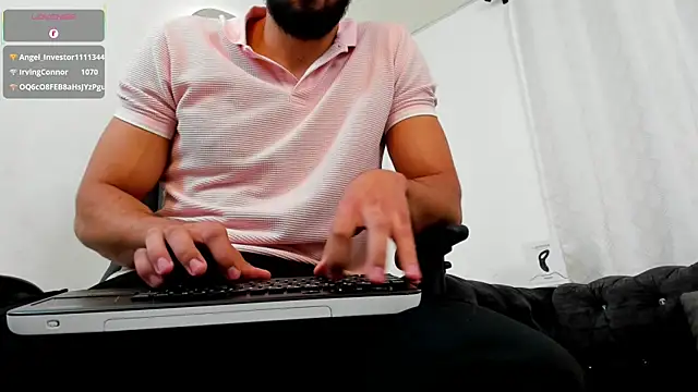 Snapshot of Joao_Batista_Oficial chatting on 03.01.25 Joao Batista Oficial online show from 03.01.25