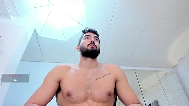 Snapshot of Joao_Batista_Oficial chatting on 03.05.25 Joao Batista Oficial online show from 03.05.25